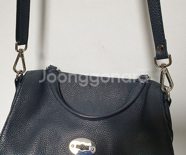 정품 자넬라토 토트겸 크로스백/저렴히--문의는 문자로 ...--1