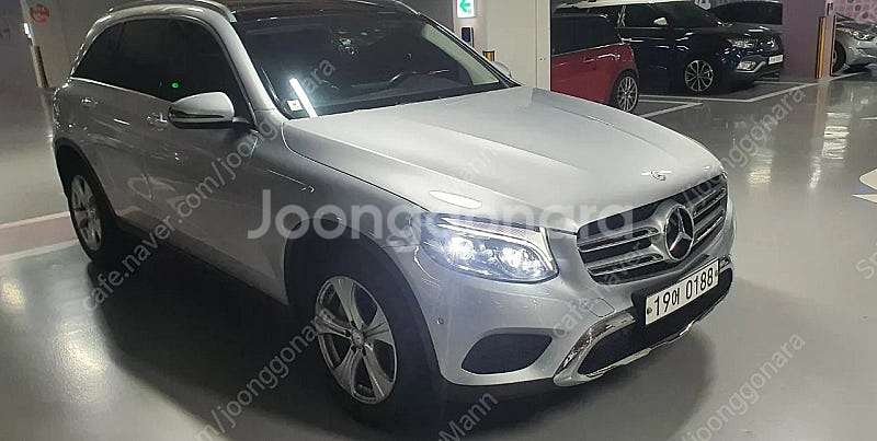 벤츠 GLC220D 4MATIC 판매 합니다--4
