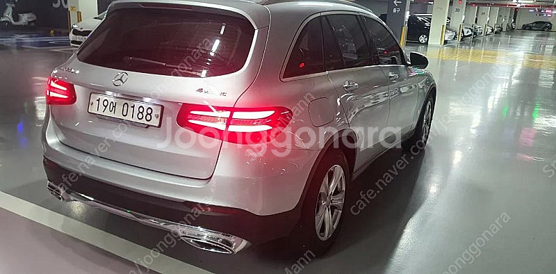 벤츠 GLC220D 4MATIC 판매 합니다--7