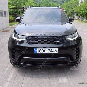 31,620 km 디스커버리5 중고 랜드로버 디스커버리 중고 3.0 P360 R-다이나믹 SE 중고차구매 검정색
