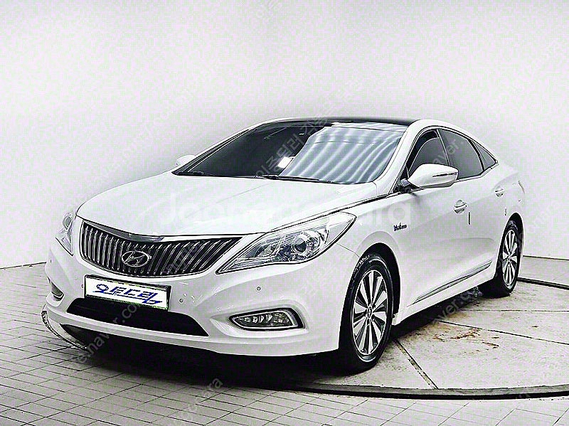 그랜저 중고 가격 중고 그랜저 흰색 2015년식 81,...--3