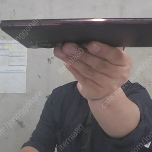 갤럭시 S22울트라(비건디) 256GB판매 아니면 및 교환 아이폰 13 14 15 추가금내고 교환원합니다 댓글이나 쪽지주세요보호케이스 강화필름 하고 사용해서 찍히거나 파손된데없