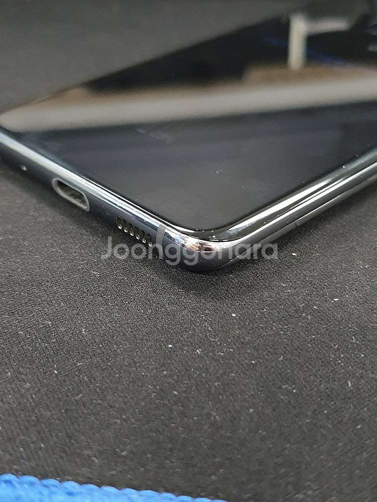 갤럭시 S20 그레이 128기가 20년 4월개통 무잔상...--6