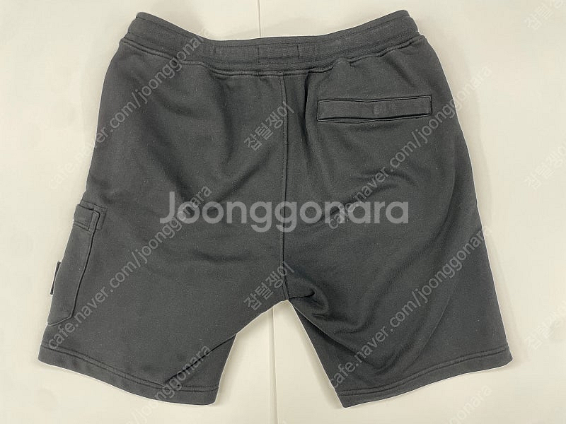 스톤아일랜드 와펜 반바지 M--1