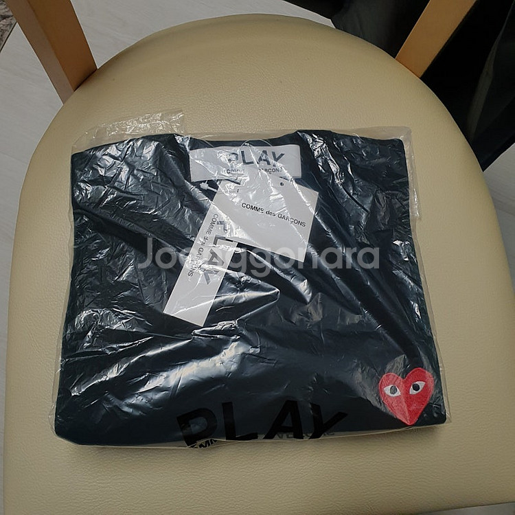 [꼼데가르송] 블랙 반팔 새상품 팝니다--0
