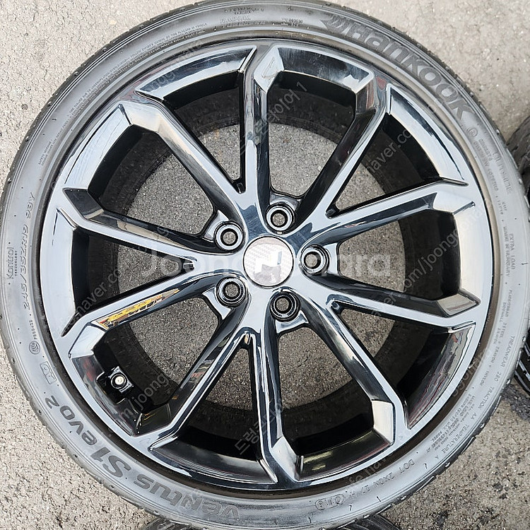 [판매] 벨로스터N 퍼포먼스 19인치 순정 휠타이어 세트 팝니다 245 35 19--1