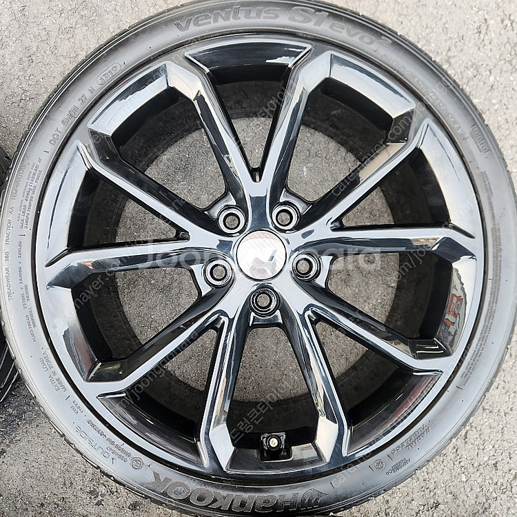 [판매] 벨로스터N 퍼포먼스 19인치 순정 휠타이어 세트 팝니다 245 35 19--2