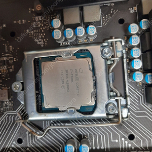 i7 7700kcpu, B150보드, ddr4 4*2, 1070ti 8G 일괄판매