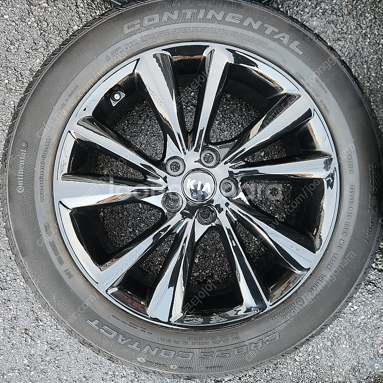 [판매] 기아 더뉴 카니발 19인치 순정휠 타이어 세트 팝니다.--3