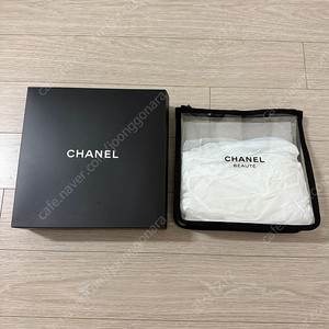 샤넬 뷰티 파우치