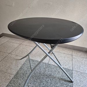 라이프타임 접이식 원형 테이블 블랙