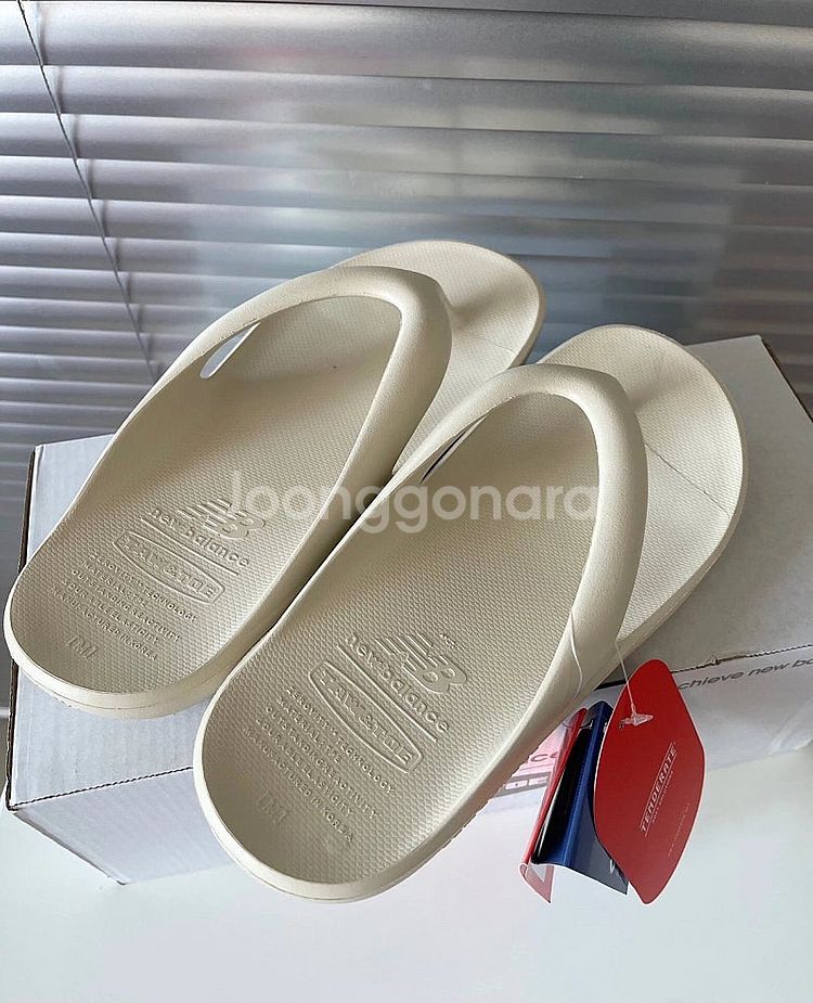 좌쓰 New Balance x Taw&Toe Flip ...--6
