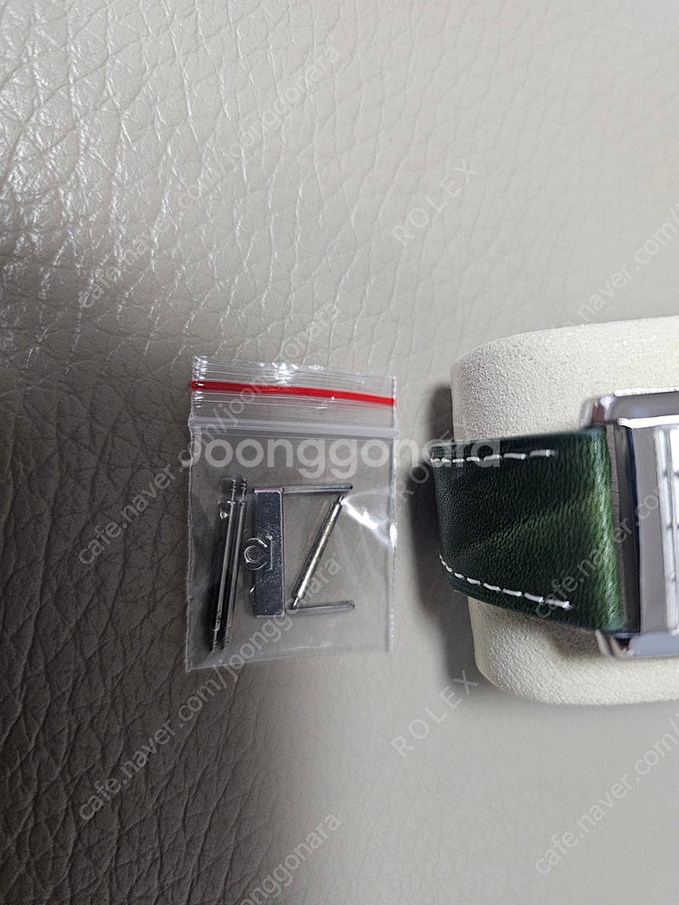 오메가 사각 스퀘어 시계(까르띠에 탱크솔로 라지 L사이...--8