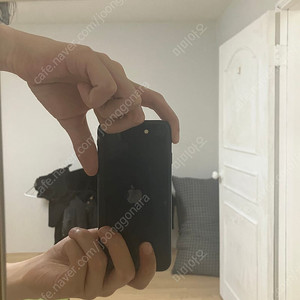 아이폰 se3 블랙 8만원에판매합니다