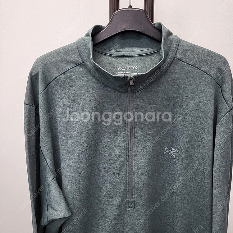 아크테릭스 모투스 AR 짚 넥--1