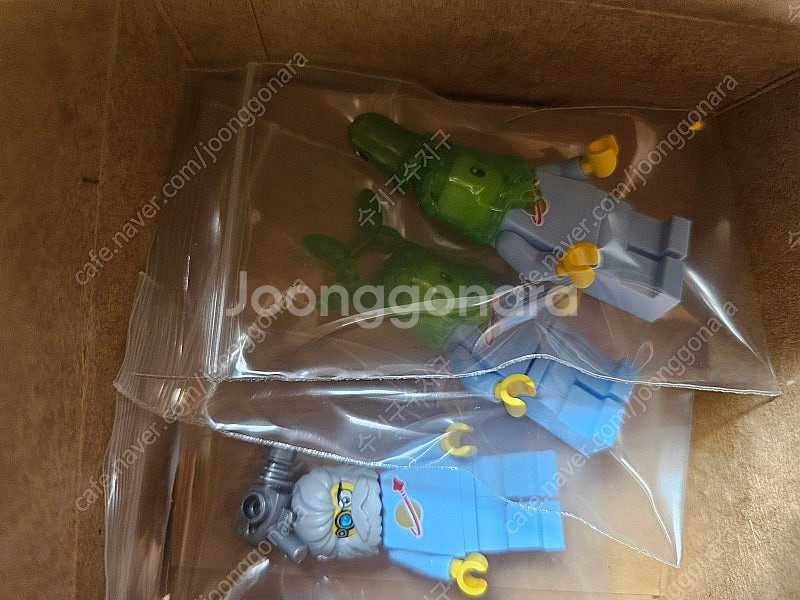 레고스토어 2025년 6월 신규bam 하늘색 우주인 3...--2