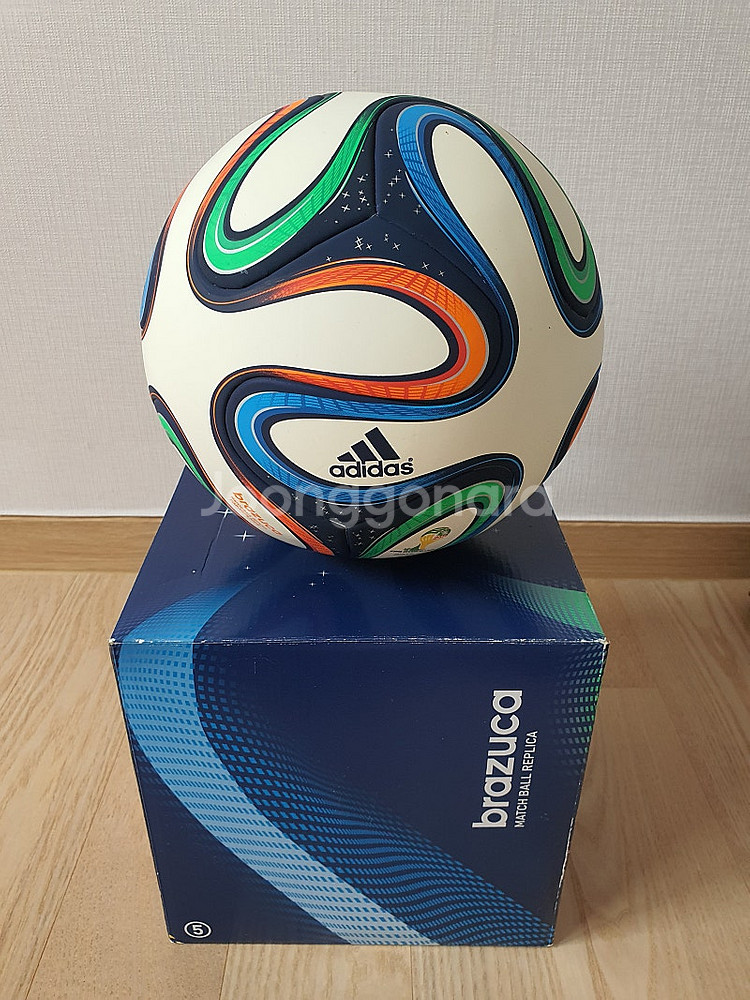브라주카 축구공 새제품 월드컵 brazuca 한정판--0
