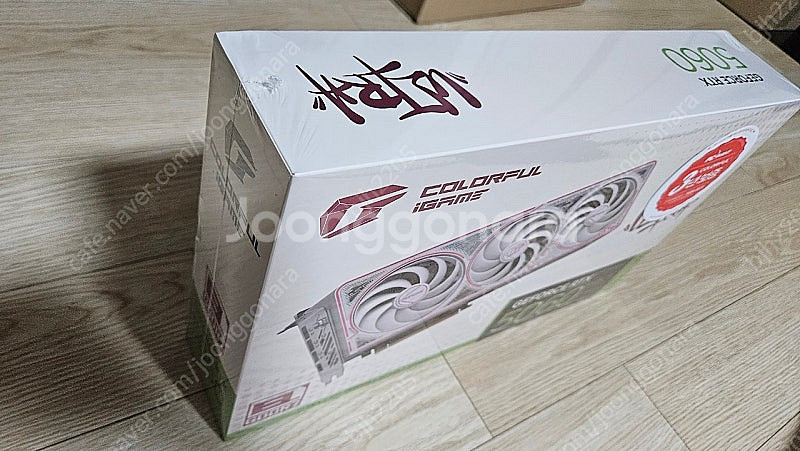 [미개봉] 컬러풀 rtx 5060 3팬 화이트 ultr...--1