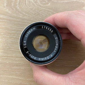 올림푸스 주이코 38mm f1.8 수동렌즈