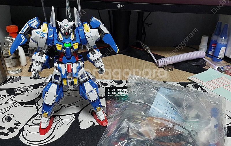 MG 아발란체 엑시아 대쉬 조립품 팝니다.--0
