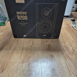 폴크오디오 R200 블랙 판매 합니다.