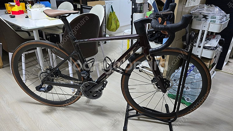 2023 스캇에딕트 rc10 49사이즈 팝니다.--2