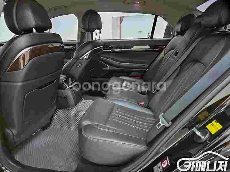 EQ900 3.8 GDI AWD 2016 년 중고차/전...--3