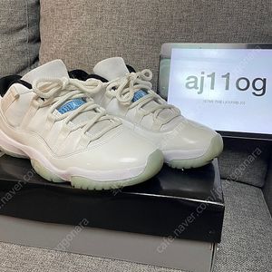 조던 11 로우 레전드 블루 265