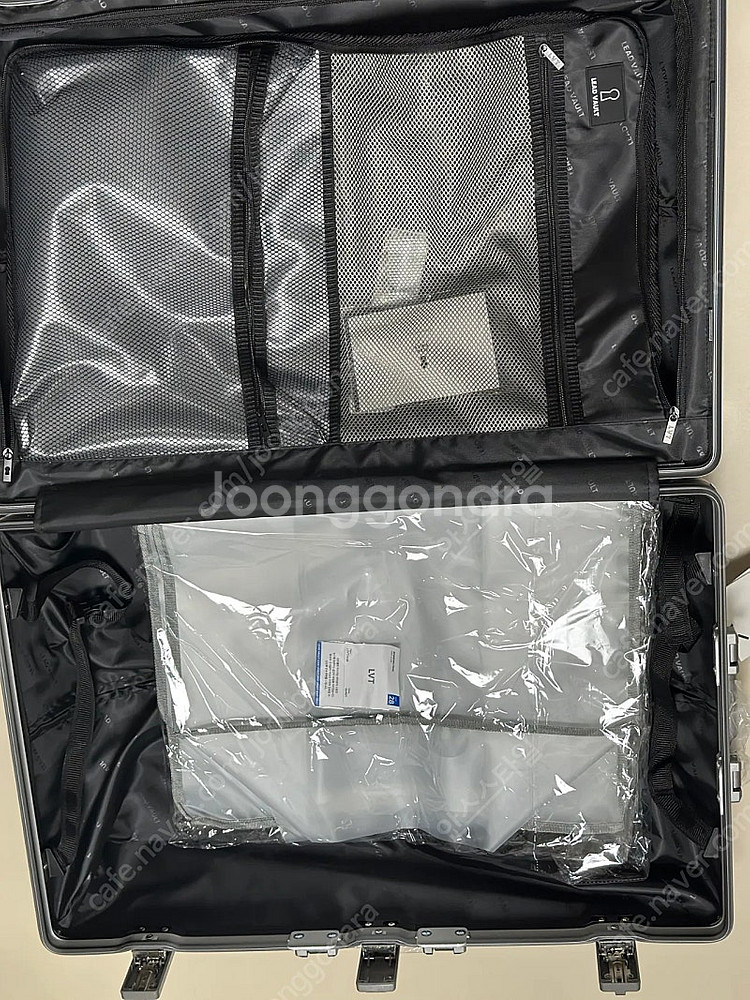 리드볼트 쿼디 새상품 28인치 캐리어--0