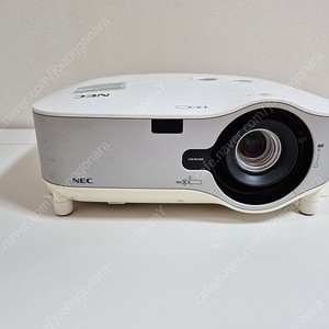 nec np3250 프로젝터 팝니다.