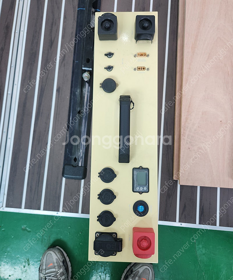 GSP 올인원 리튬인산철 100A 배터리 + GSP 20A AC 충전기--0