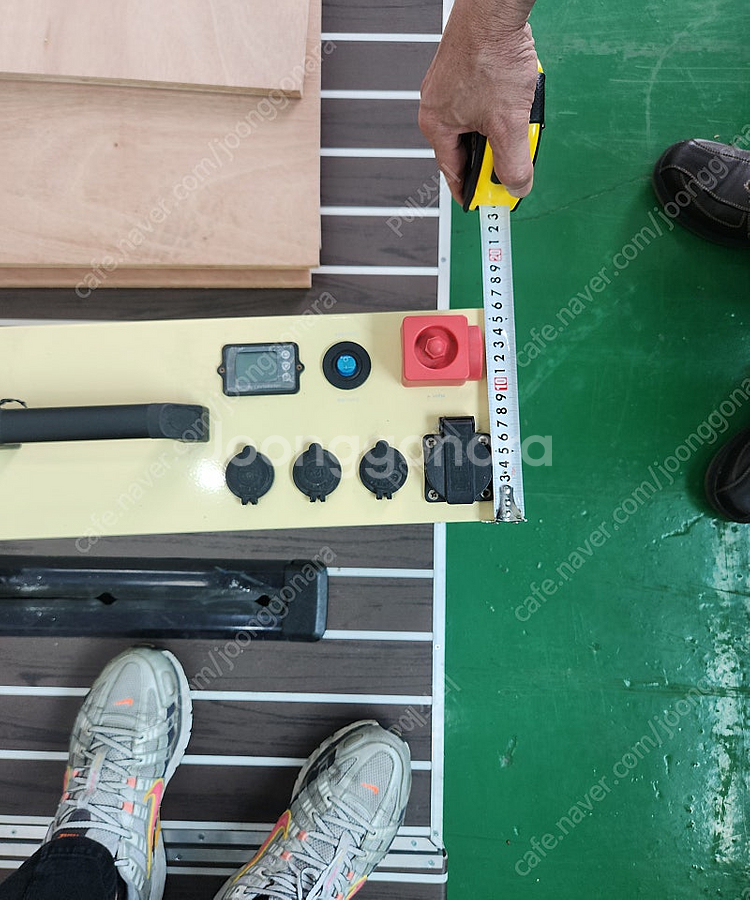 GSP 올인원 리튬인산철 100A 배터리 + GSP 20A AC 충전기--2