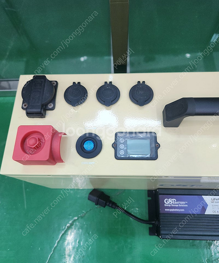 GSP 올인원 리튬인산철 100A 배터리 + GSP 20A AC 충전기--5