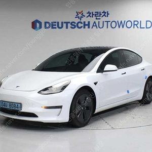 테슬라 모델 3 중고차 테슬라 모델3 중고차 흰색 2021년식 62,633km 스탠다드 레인지 플러스 중고자동차