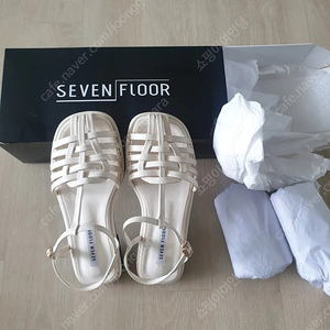 새상품] 바바라 세븐플로어 샌들(230) 팝니다