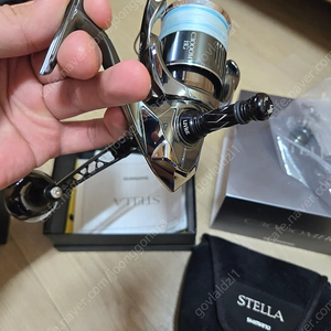 22스텔라 c3000mhg 리브레 팝니다