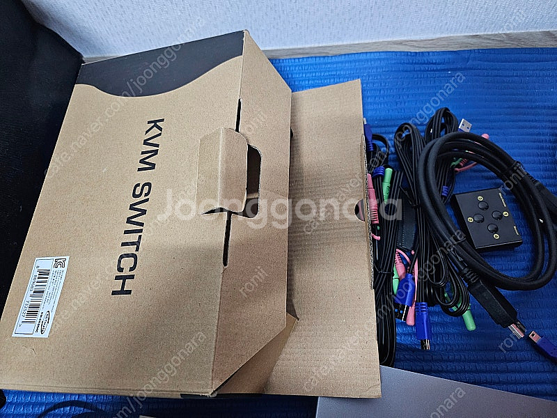 KVM 스위치 DP 4포트--0