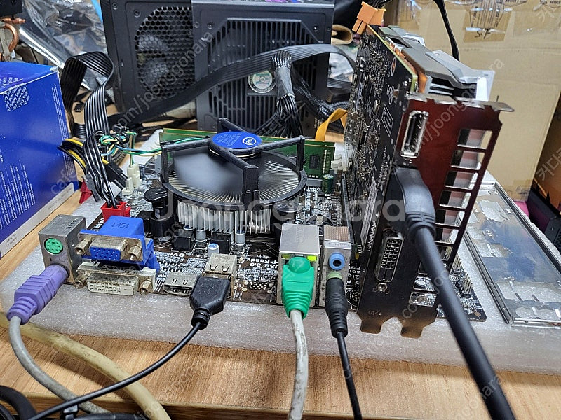 인텔 I7 4790 + ECS H81M +인텔 동판 쿨...--1