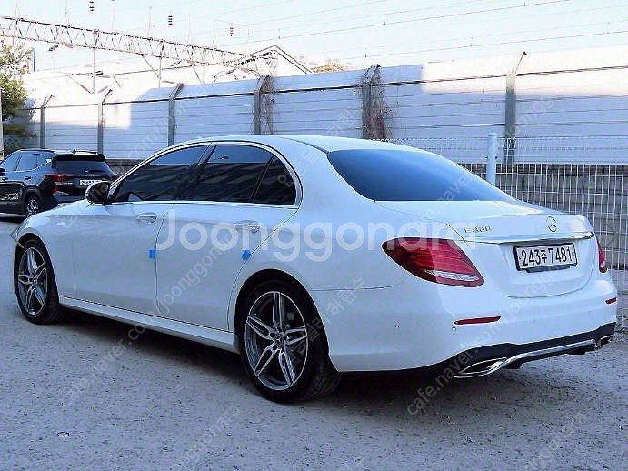 @18년식 E클래스(5세대) E300 AMG 라인 전국...--3
