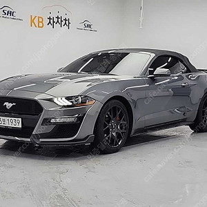 포드 머스탱 중고 머스탱 중고차 컨버터블 2.3 회색 2022년식 30,200km 중고차 리스 할부 추천 당일출고 가능