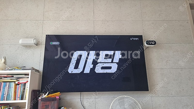 LG OLED 65CX TV--0
