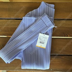 플리츠플리즈 먼슬리 2월 하이넥탑 JK121 삭스블루 5 새상품