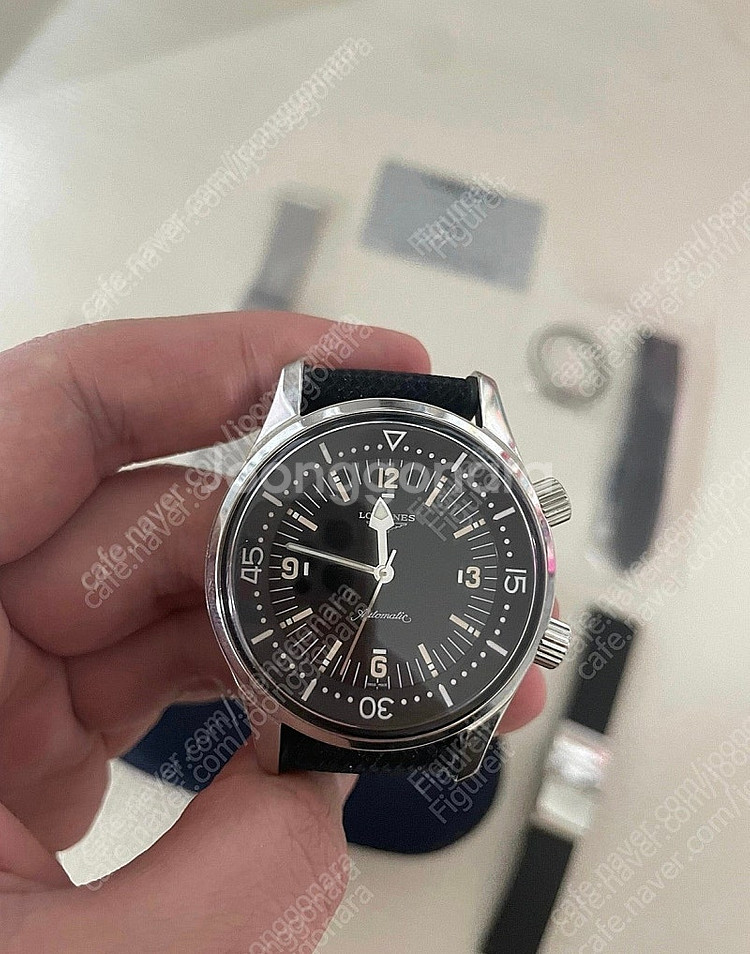 론진 레전드다이버 논데이트 42mm 구합니다--0