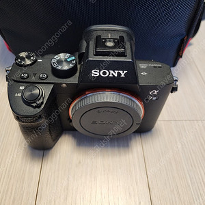 소니정품 a7m3 바디 , a5100 바디 판매합니다.