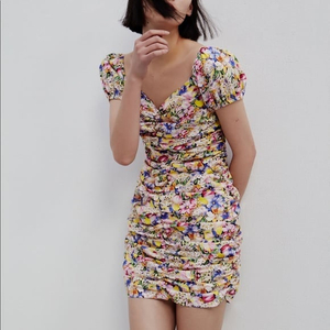 자라 플라워 밴딩 셔링미니원피스