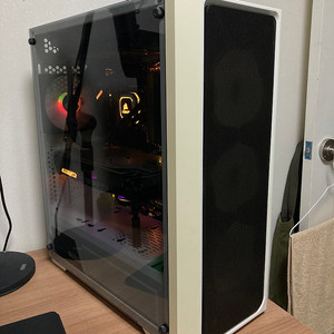 인텔 정품 i7-9700k , RTX2070 게이밍 데스크탑