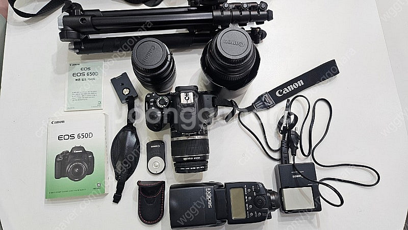 EOS 650D 카메라 + 추가 렌즈 2개 외 악세서리--0