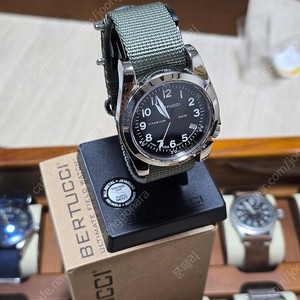 베르투치 A-11T AMERICANA OFFICER'S 민트