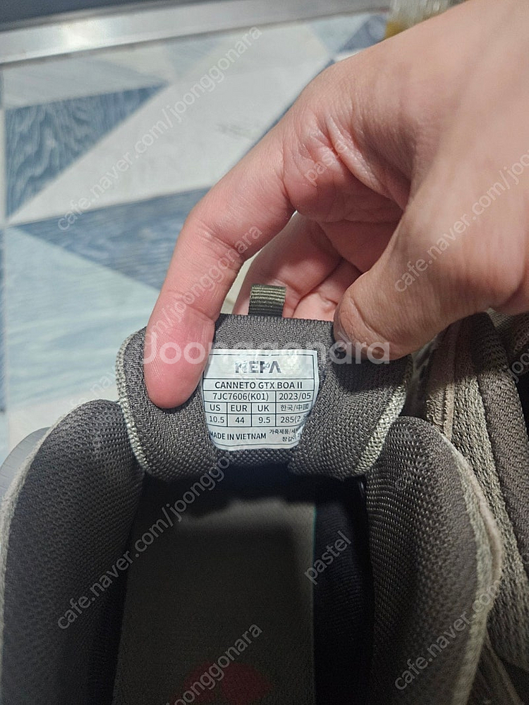네파 보아 칸네토 등산화 250 285 판매합니다--1