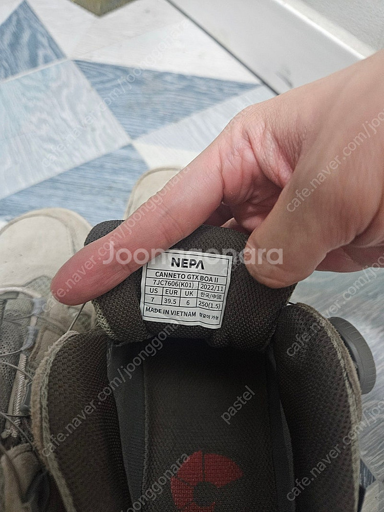 네파 보아 칸네토 등산화 250 285 판매합니다--4